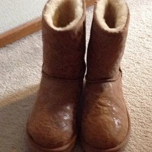 Ugg boots Size 6 NWOT